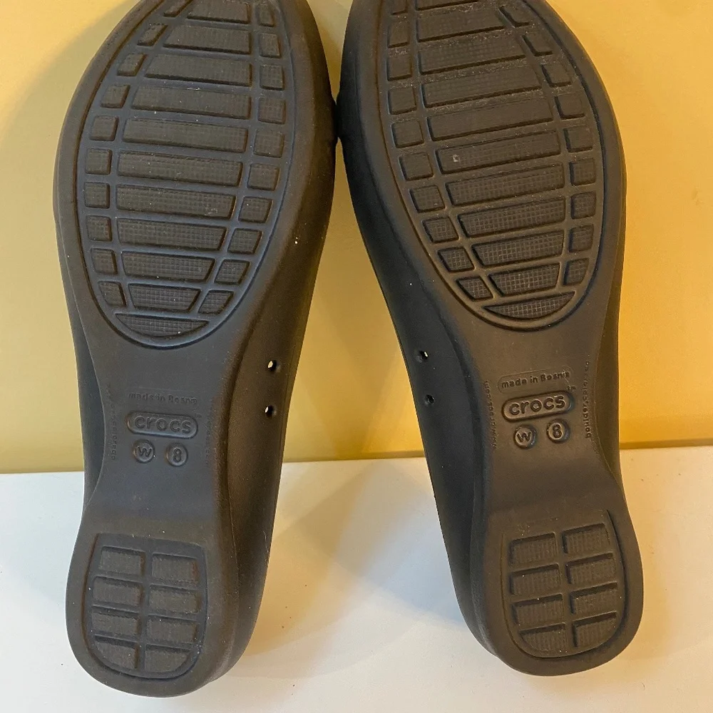 BLACK CROCS BALLET FLATS SIZE 8 - EXCELLENT CONDITION - Picture 6 of 7